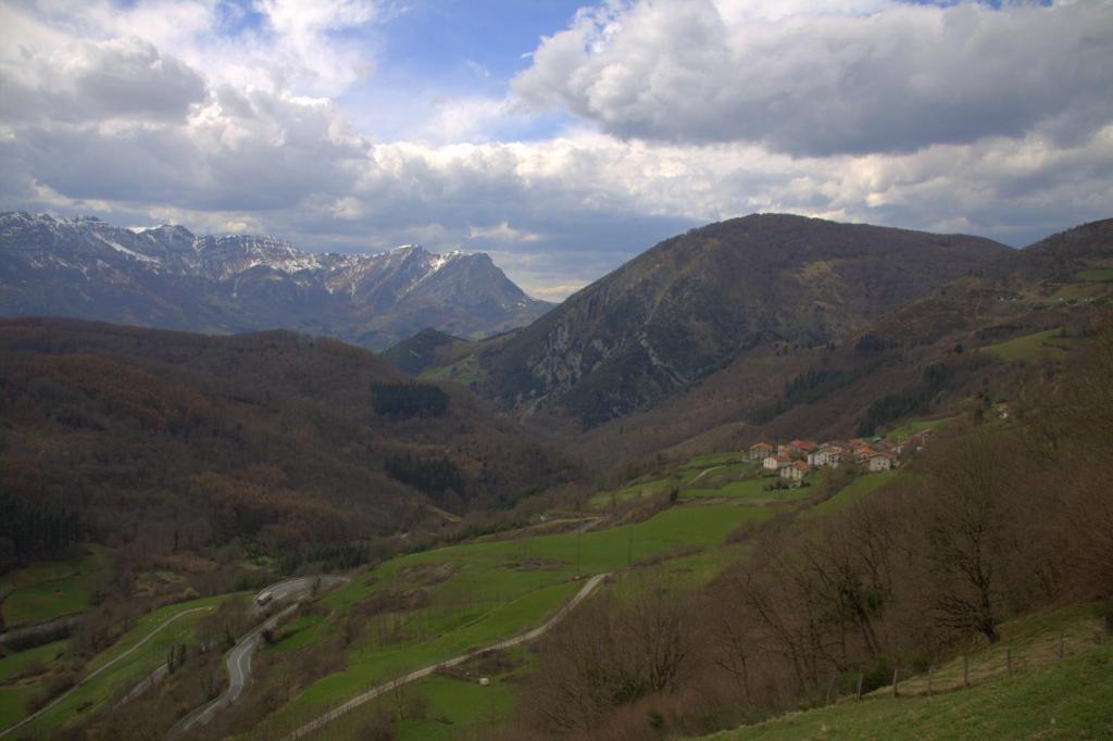 Hostal Rural Elosta Lekunberri Buitenkant foto